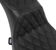 DRAG SPECIALTIES SEATS Performance Predator 2-Up Seat - Vinyl - Double Diamond - Black Thread - FL '00-'17 4689B