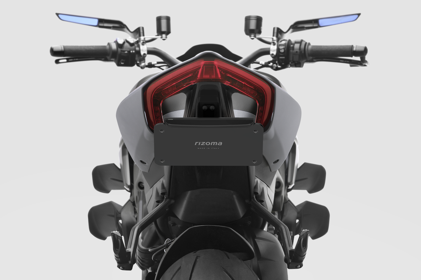 Flat Out Fender Eliminator Duc