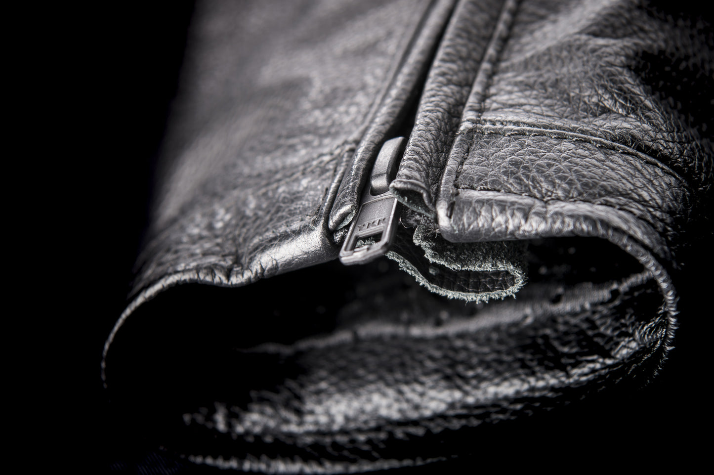 Primer Jacket Black 4x