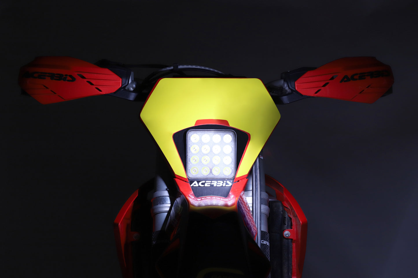 Headlight  Vsl Gas Red