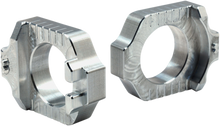 WORKS CONNECTION Elite Axle Block - Silver - YZ 250F/450F 17-325