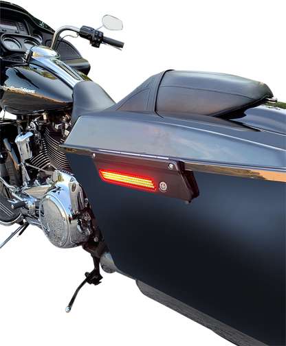 CUSTOM DYNAMICS Saddlebag Light - Red Lens CD-LATCH-DC-R