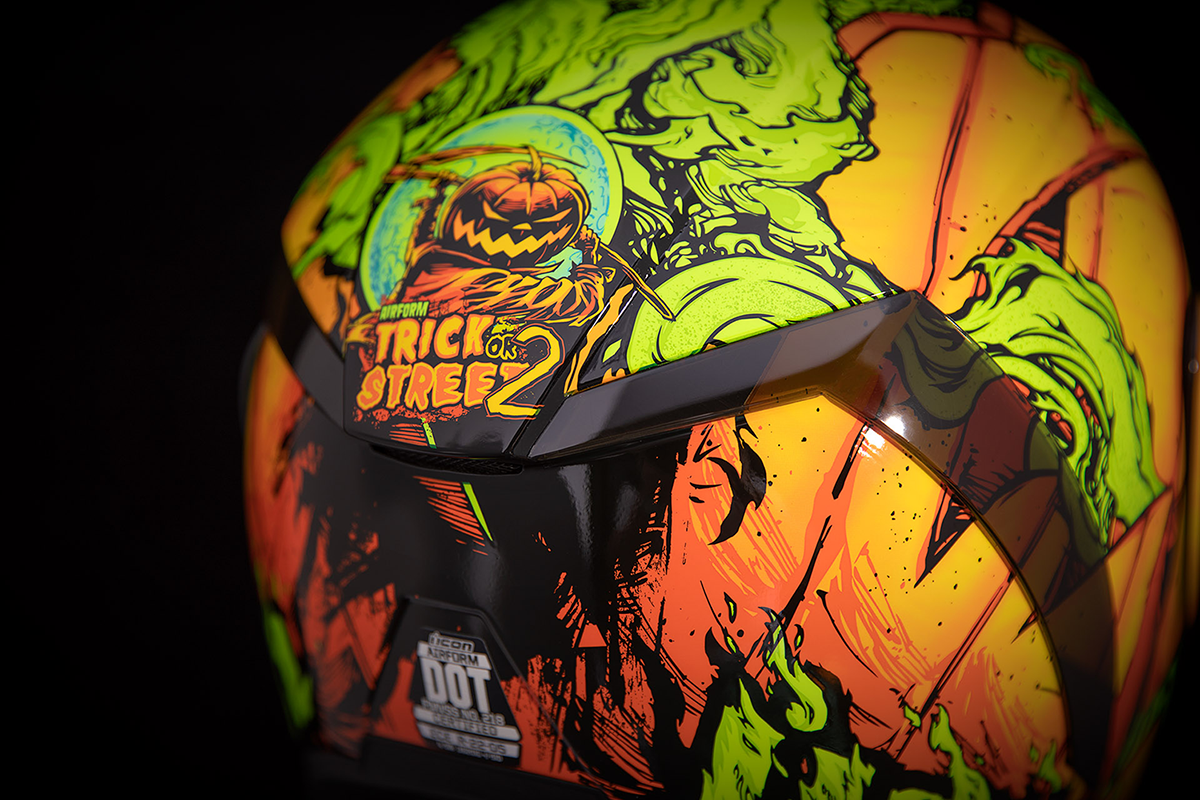 ICON Airform™ Helmet - Trick or Street - Orange - XL 0101-14104