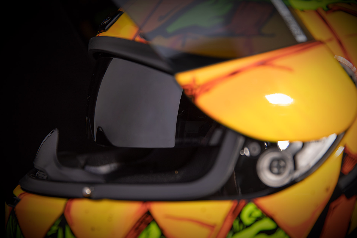 ICON Airform™ Helmet - Trick or Street - Orange - Medium 0101-14102