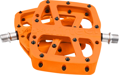 E*THIRTEEN Base Pedals - Flat - Naranja PD2USA-104