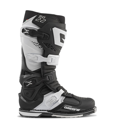 Sg22 Boots Black/White Sz 12