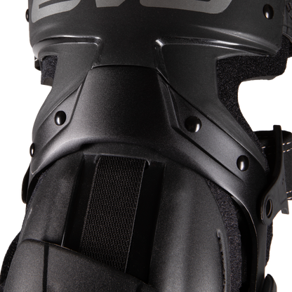 Axis Sport Knee Brace Pair Black/Black/Grey Md