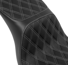 DRAG SPECIALTIES SEATS Predator 2-Up Seat - Vinyl - Double Diamond - Silver Stitching - FLSB/FXLRS '18-'24 4688C