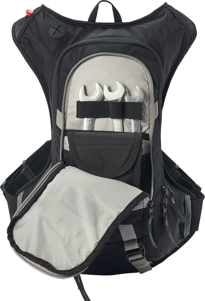 USWE Moto Hydration Pack - 8L - Black/Gray 5208099001