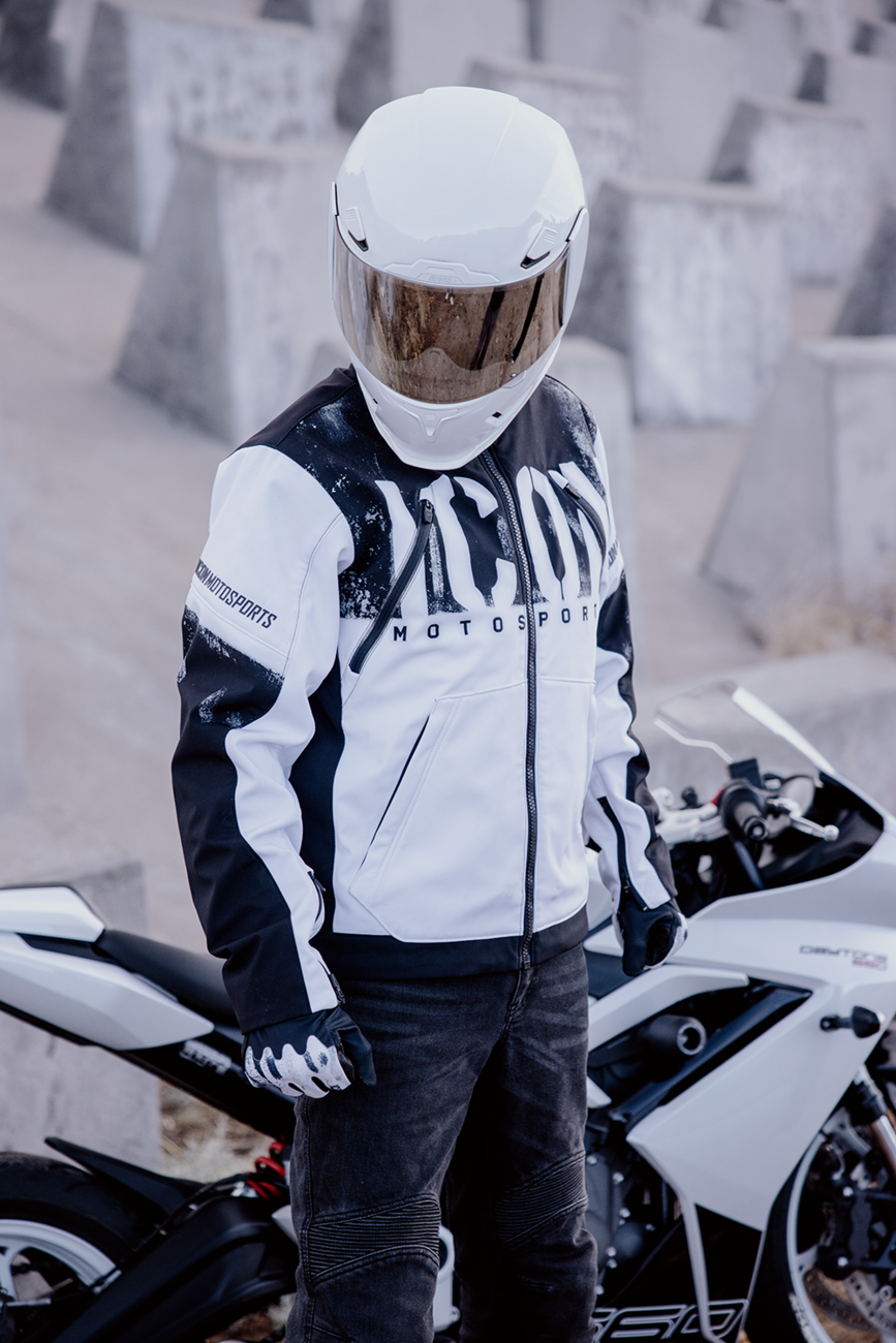 ICON Airframe Pro™ Helmet - Solid - Gloss White - Large 0101-19191