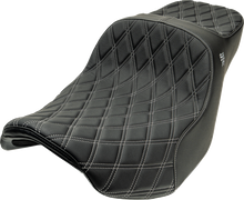 SLYFOX Chariot Seat - Silver Double Diamond Stitch - Silver Logo - FLH/FLT '09-'23.5 4723D