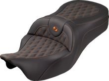 SADDLEMEN Roadsofa™ King Seat - No Backrest - Lattice Stitch - Orange Stitch - FLH/FLT '08-'25 808-07B-182S03