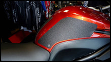 TechSpec Tank Grip Pads for the Yamaha FZ6 R (10-18)