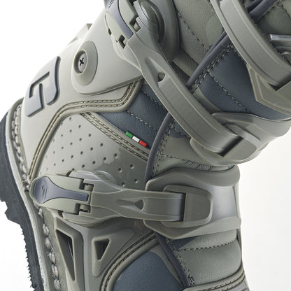Fastback Endurance Boots Enduro Troop Sz 8