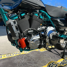 Naked Oil Cooler M8 `17 23