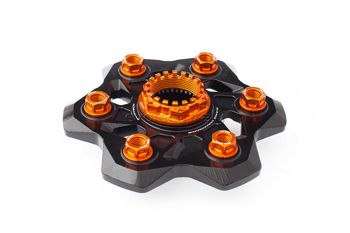 Evotech Srl Billet Aluminum Rear Sprocket Carrier Nut for KTM 1290 / 1390 Super Duke R / GT