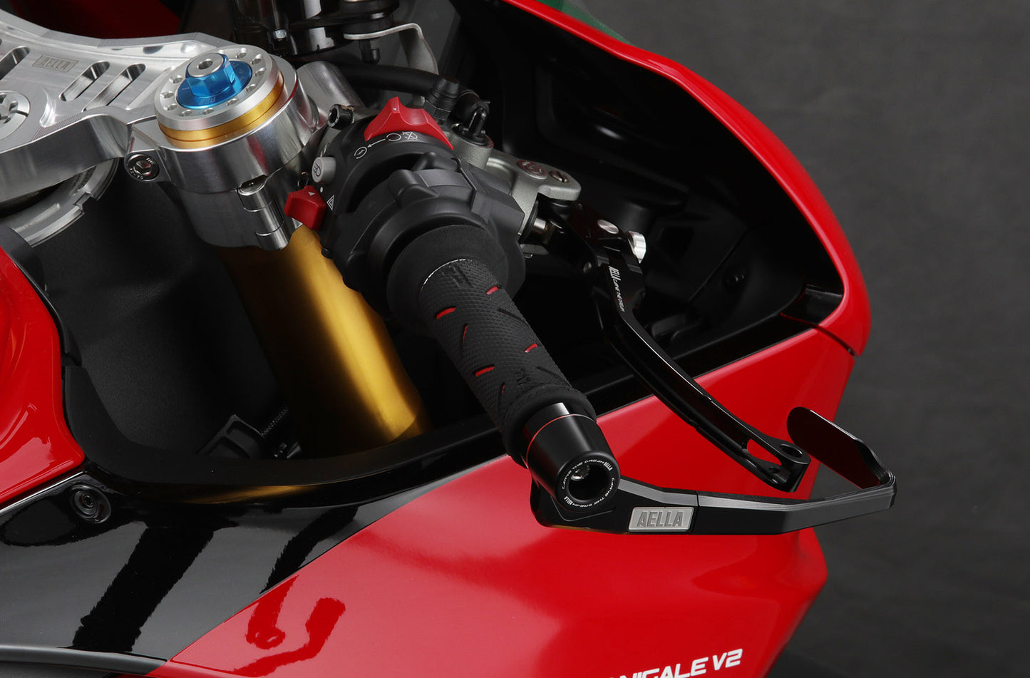 AELLA Brake Lever Guard and Matching Bar End For Ducati Panigale V2 (2025+)