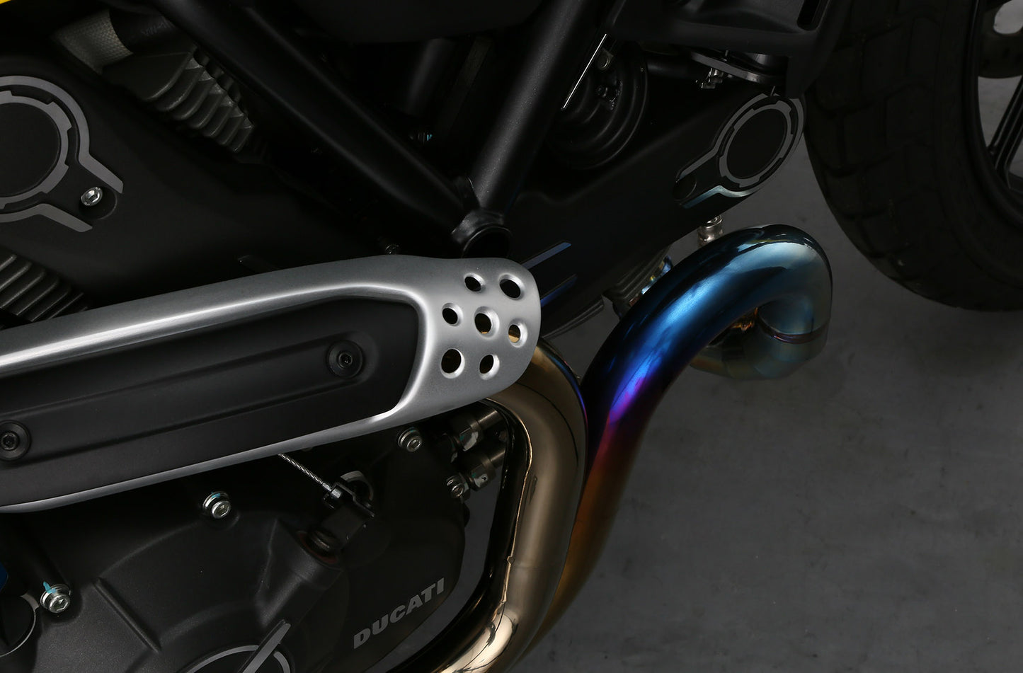 AELLA Titanium Headers for Ducati Scrambler 800 (15-20)
