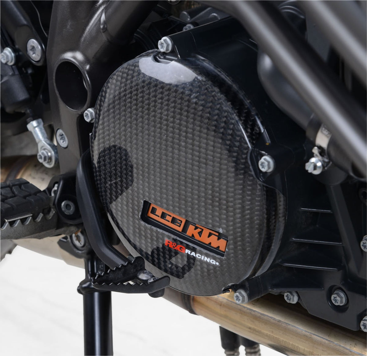 R&G Racing Carbon Engine Case Slider RHS for KTM 1290 Super Adventure '13-'22, 1050 Adventure '15-'20, 1290 Super Duke GT '16-'22, Super Duke R '17-'22