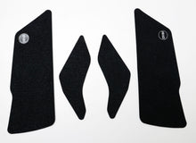 R&G Racing Tank Traction 4-Grip Kit for the MV Agusta Dragster 800 '04-'22