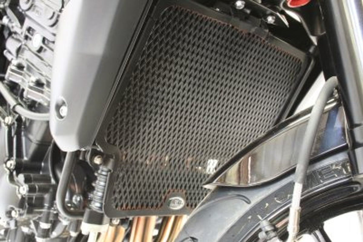 R&G Racing Radiator & Oil Cooler Guard for the Triumph Speed Triple 1050 (2010)