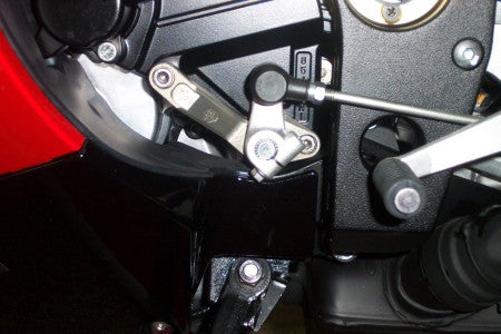Gilles Shift Holder Support Kit for Suzuki GSX-R1000 (2007-2008)