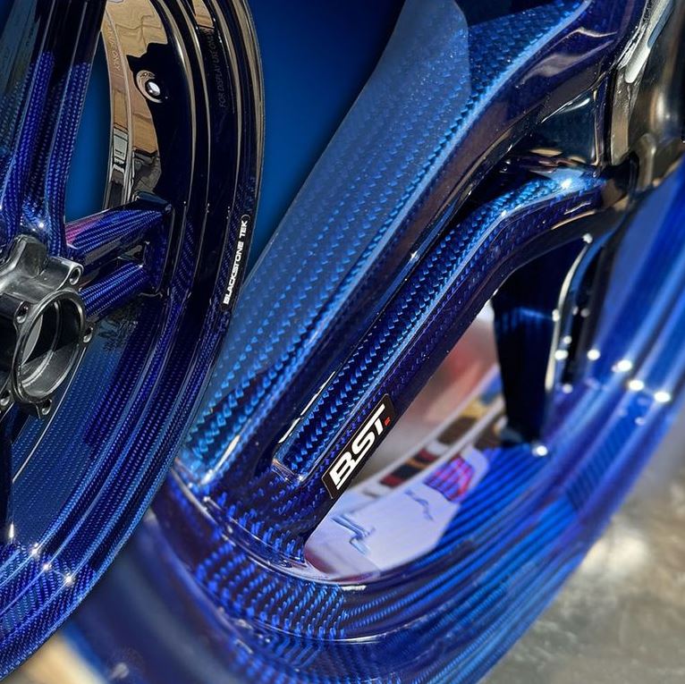 BST Rapid TEK 5 Split-Spoke Carbon Fiber Rear Wheel for the Ducati Panigale / Streetfighter V2 (2025+)  - 6.0 x 17