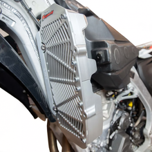 Billet  Radiator  Guard Triumph
