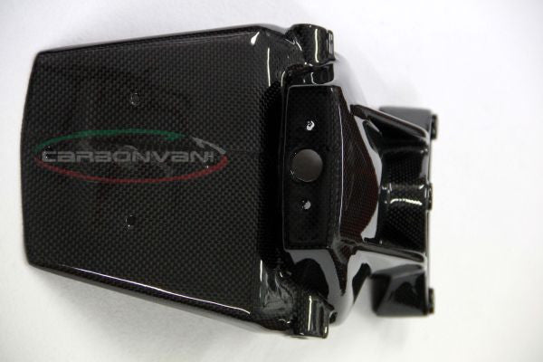 CARBONVANI - MV AGUSTA BRUTALE CARBON FIBER LICENCE PLATE HOLDER (2006-09)