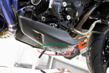 CARBONVANI - MV AGUSTA BRUTALE 800 CARBON FIBER RIGHT HAND BELLY PAN (2017+)