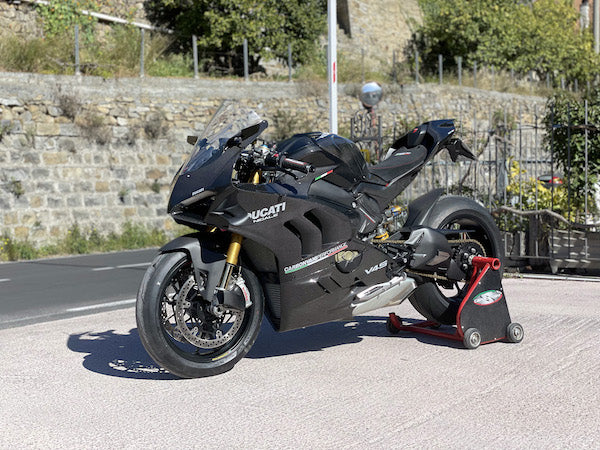 Carbonvani - Ducati Panigale V4 / S / SP / R (2022+) Carbon Fiber Full Fairing Kit - NO Winglets  - NO DECALS - ROAD VERSION (6 pieces)
