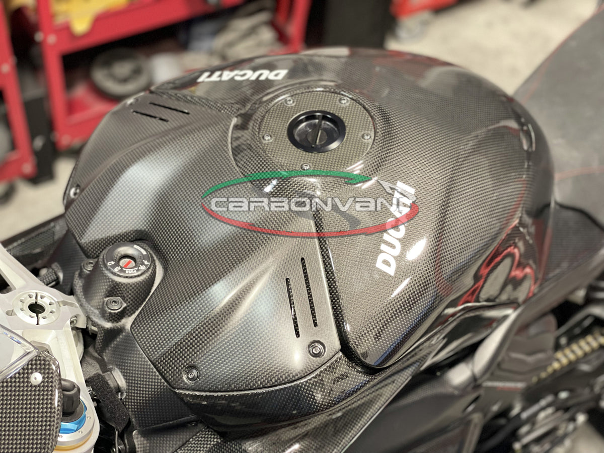 Carbonvani - Ducati Panigale V4 / S (22-24) Carbon Fiber Upper Tank Cover -DP Style